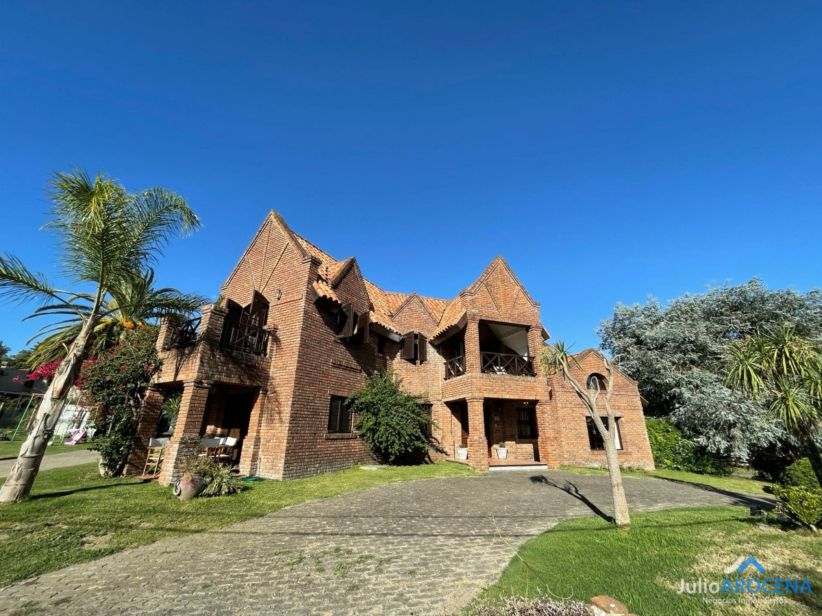 Casa ID.610 - Casa en Colonia del Sacramento, 