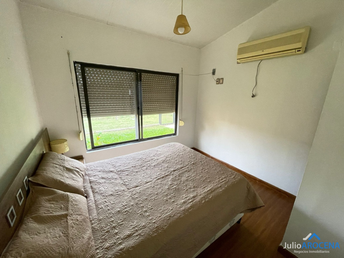 Casa ID.1239 - CASA HERMOSA EN FRACCIONAMIENTO SAN BENITO 