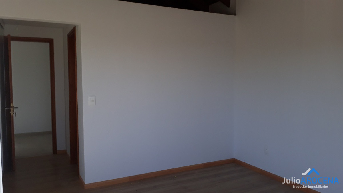 Casa ID.600 - Espectacular residencia de 2 pisos