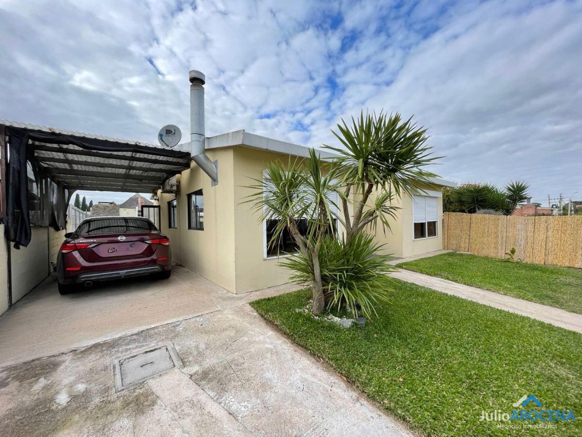 Casa ID.1239 - CASA HERMOSA EN FRACCIONAMIENTO SAN BENITO 