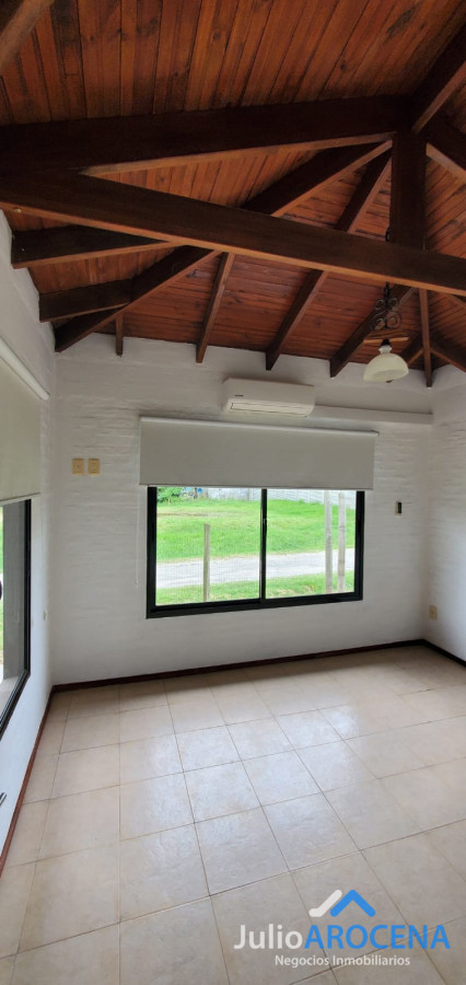 Casa ID.1204 -  ¡ATENCIÓN! ALQUILER DISPONIBLE - IMPECABLE CASA DE 2 DORMITORIOS 