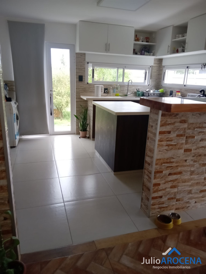 Casa ID.1273 - TREMENDA CASA DE 3 DORMITORIOS Y 2 BAÑOS