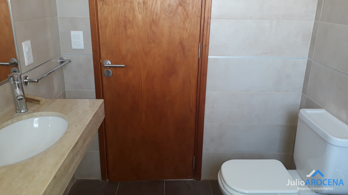 Casa ID.600 - Espectacular residencia de 2 pisos