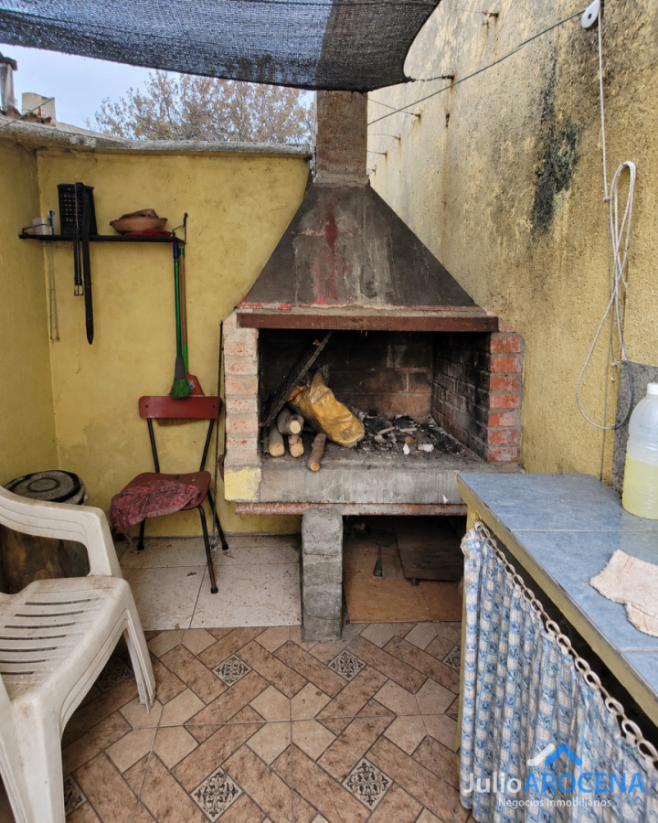 Casa ID.1472 - PROPIEDAD CENTRICA EN JUAN LACAZE
