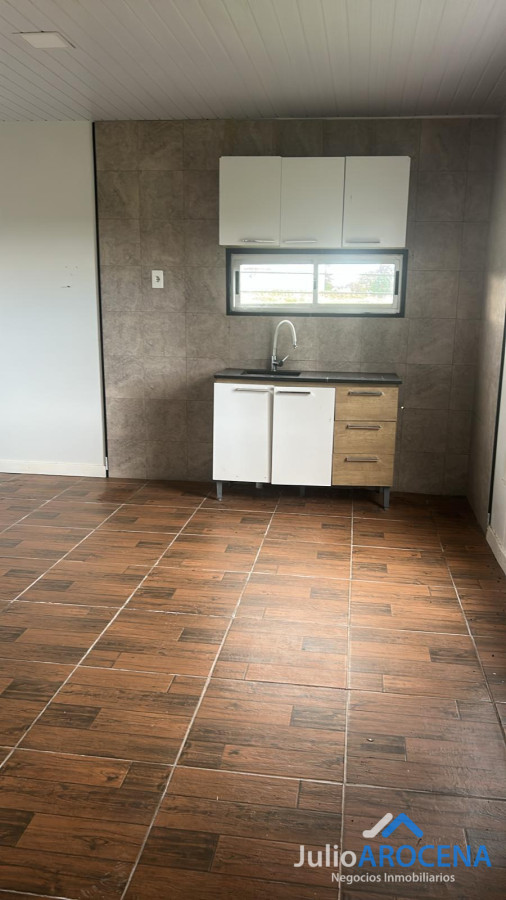 Casa ID.1324 - LINDA CASA CON TERRENO EN ALQUILER 