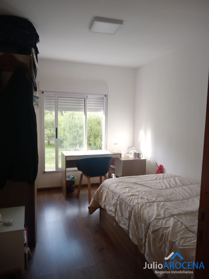 Casa ID.1273 - TREMENDA CASA DE 3 DORMITORIOS Y 2 BAÑOS