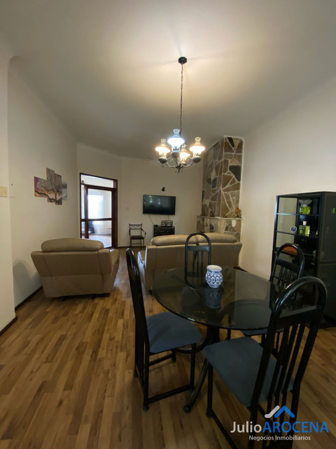 Casa ID.1231 - Hermosa Casa En Excelente Ubicación Para La Venta, Colonia Del Sacramento 