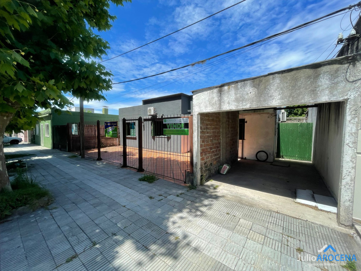 Casa ID.1162 -  Casa en Venta en el Corazón de Colonia - Pueblo Nuevo