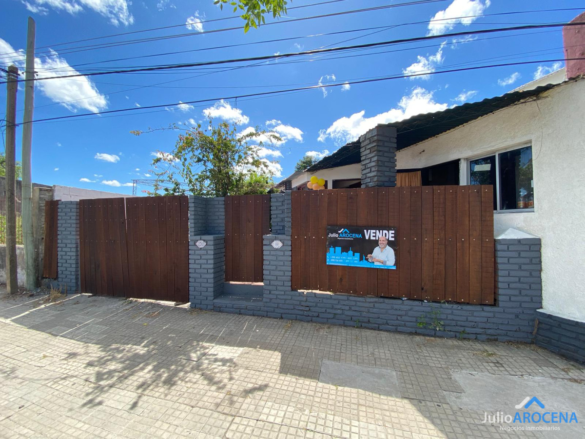 Casa ID.605 - Casa con Local al frente 