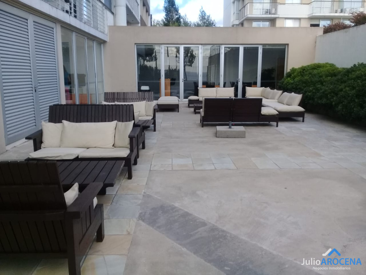 Casa ID.852 - ALQUILER de elegante Apartamento Amoblado 