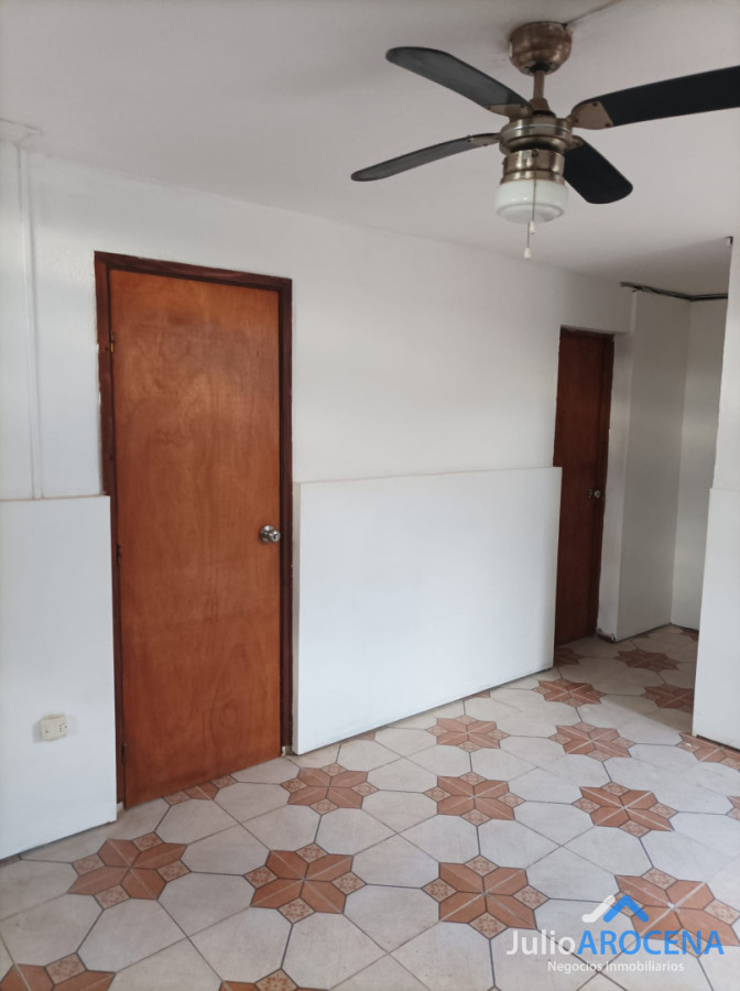 Casa ID.1433 - OPORTUNIDAD 3 CASAS EN UN SOLO PADRON BUENA RENTA ACTIVA 