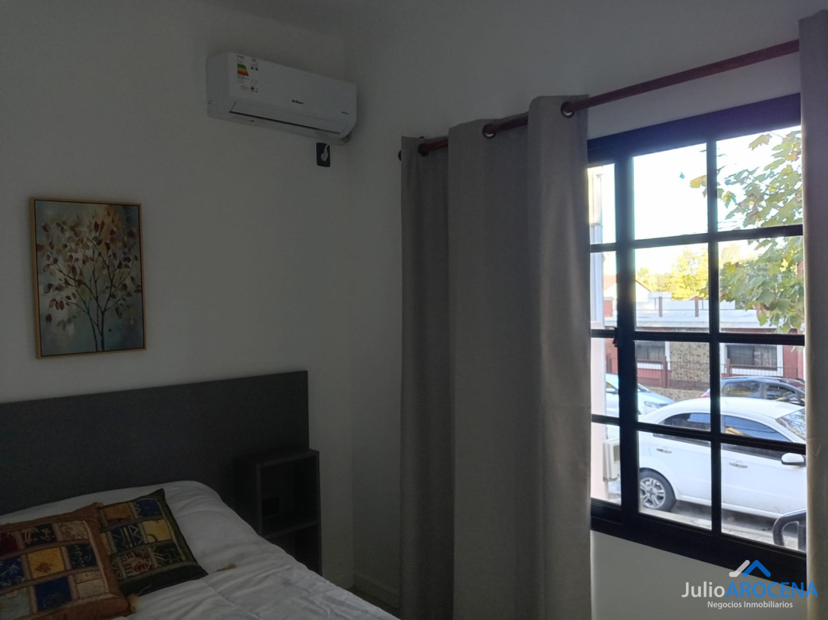 Casa ID.1440 - CASA DE 2 DORMITORIOS EN BARRIO CENTRO