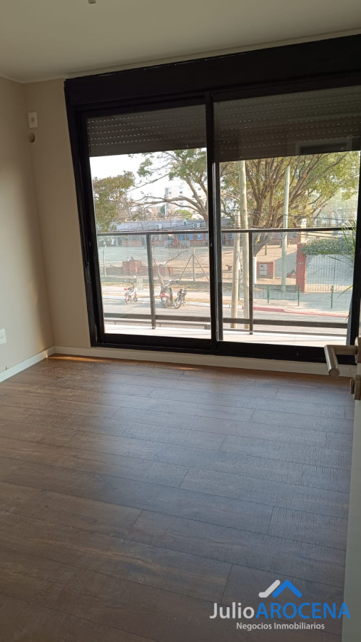 Casa ID.1087 -  ¡ATENCIÓN! VENTA DISPONIBLE - APARTAMENTO A 1 CUADRA DE LA COSTA 