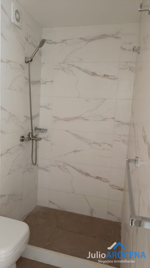 Casa ID.1087 -  ¡ATENCIÓN! VENTA DISPONIBLE - APARTAMENTO A 1 CUADRA DE LA COSTA 