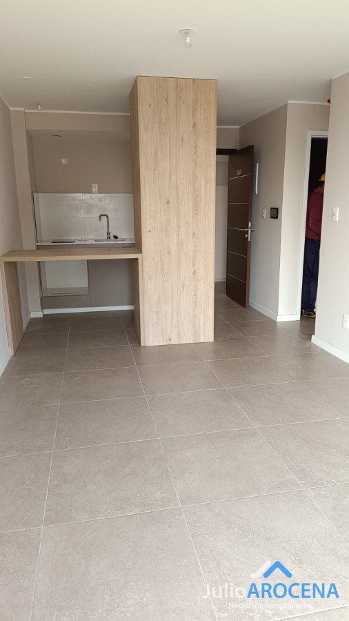 Casa ID.1087 -  ¡ATENCIÓN! VENTA DISPONIBLE - APARTAMENTO A 1 CUADRA DE LA COSTA 