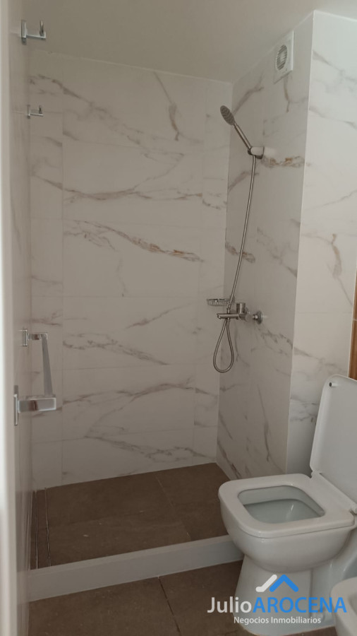 Casa ID.1087 -  ¡ATENCIÓN! VENTA DISPONIBLE - APARTAMENTO A 1 CUADRA DE LA COSTA 