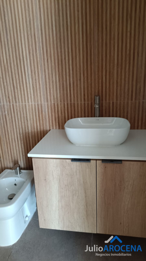 Casa ID.1087 -  ¡ATENCIÓN! VENTA DISPONIBLE - APARTAMENTO A 1 CUADRA DE LA COSTA 