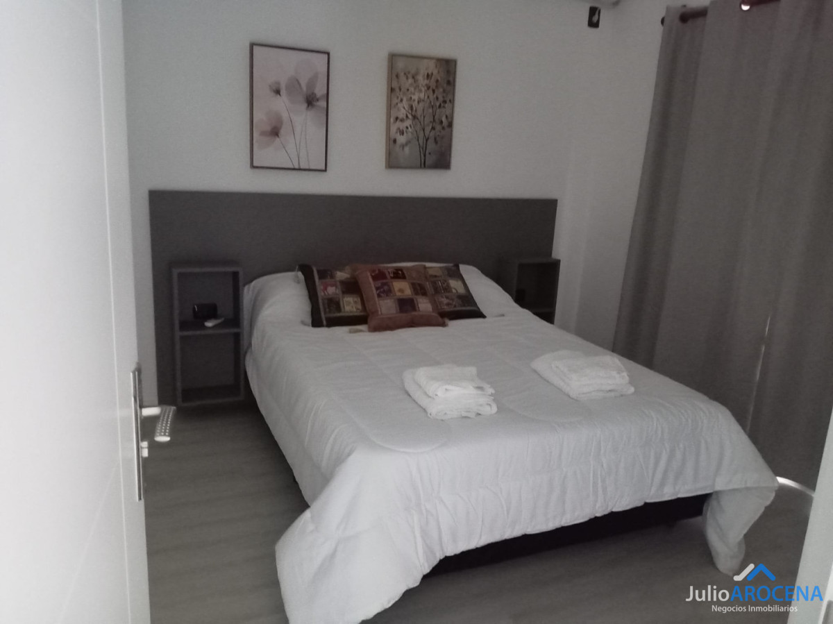 Casa ID.1440 - CASA DE 2 DORMITORIOS EN BARRIO CENTRO