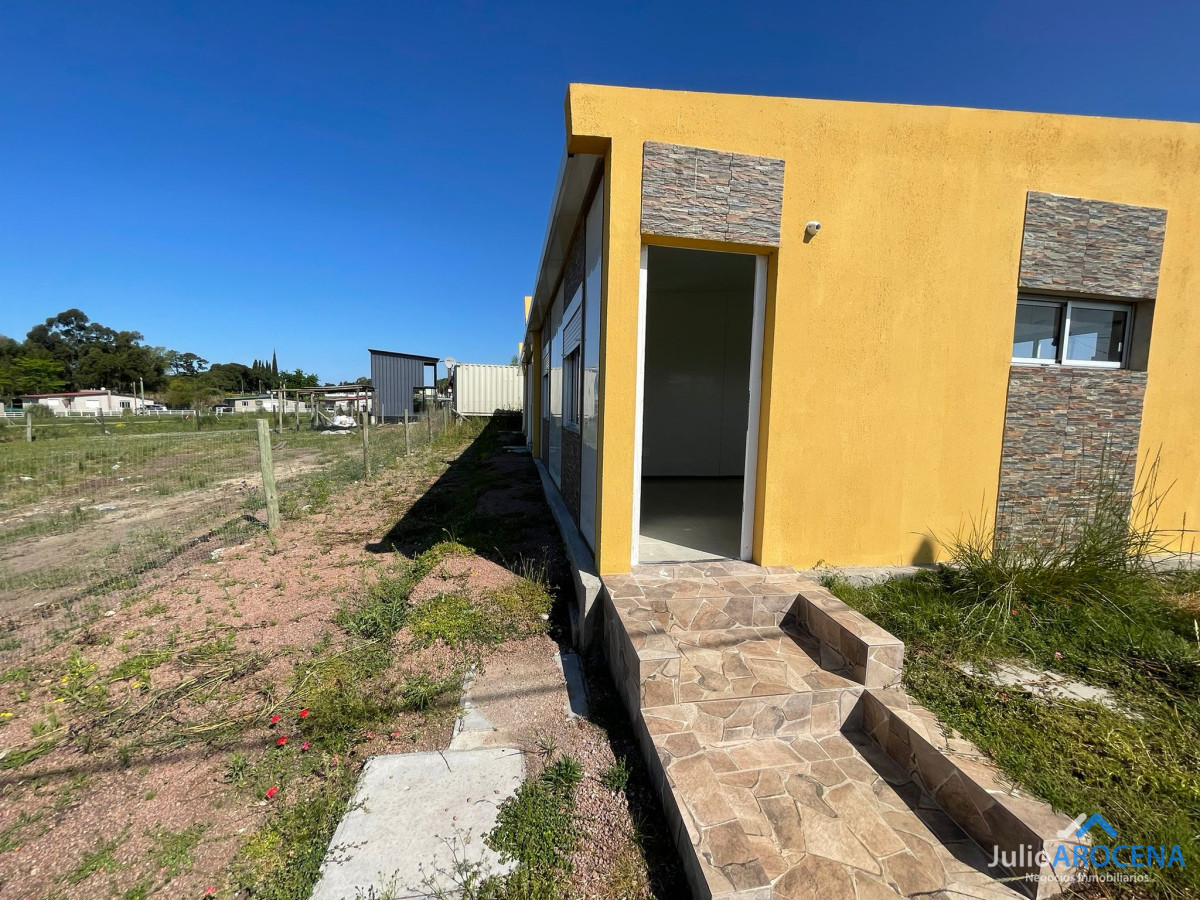 Casa ID.1122 -  Tres Unidades Gemelas en Venta en un Mismo Padrón en Colonia del Sacramento 