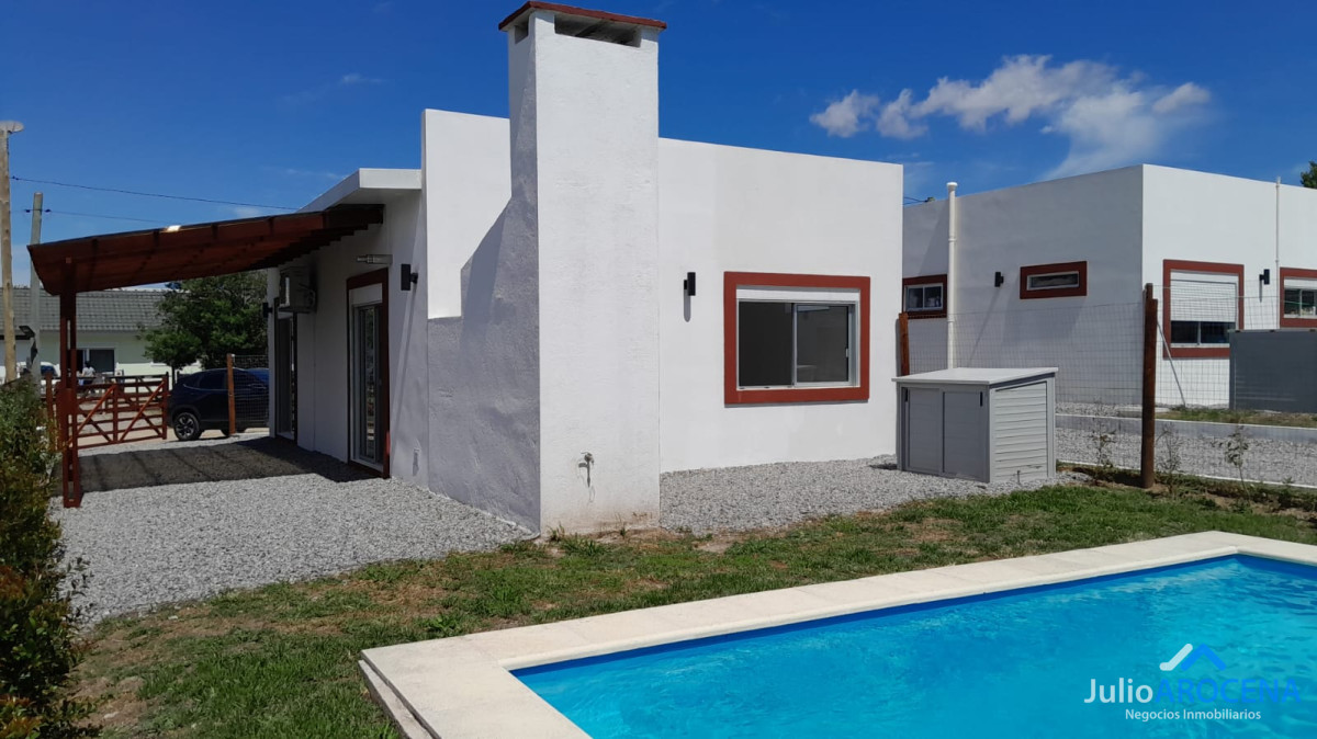 Casa ID.963 - DISPONIBLE A PARTIR DEL 1 DE ABRIL. Resérvala ya!   Casa espectacular con pileta.