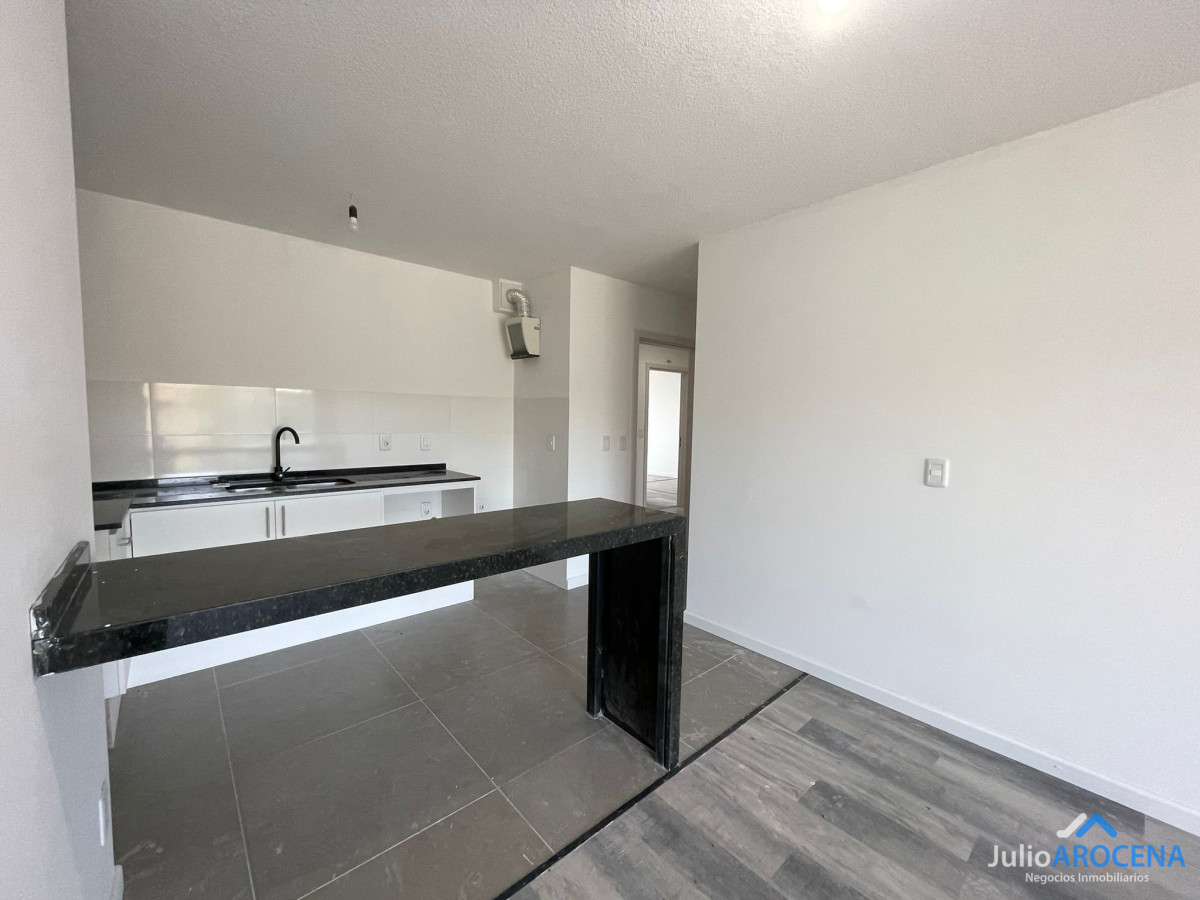 Casa ID.1180 -  Apartamento de 2 Dormitorios en Alquiler en Edificio Atardeceres 