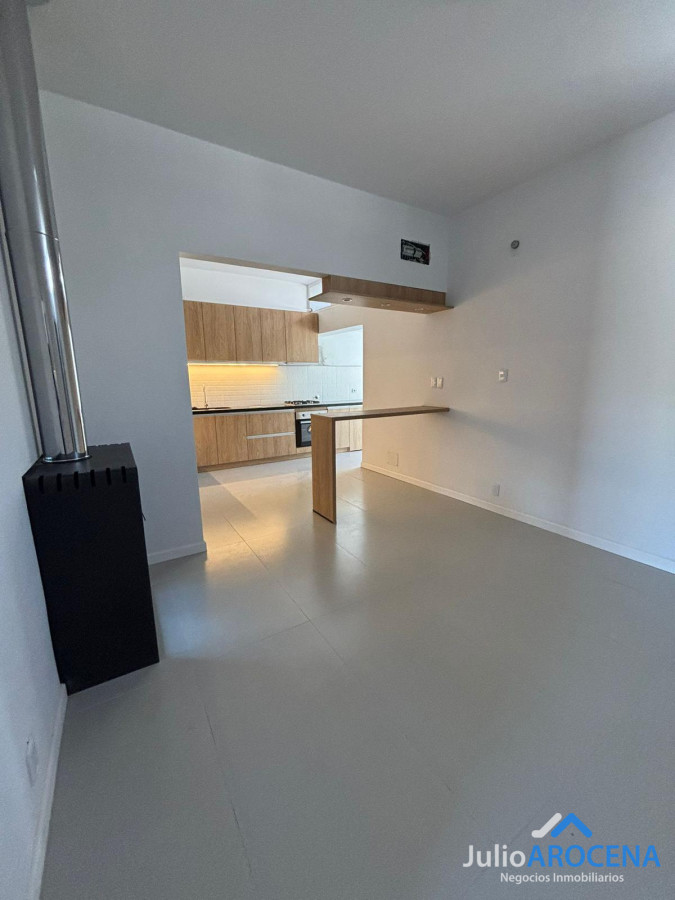 Casa ID.1317 - Hermosa Propiedad En Domingo Baque, A Una Cuadra De General Flores