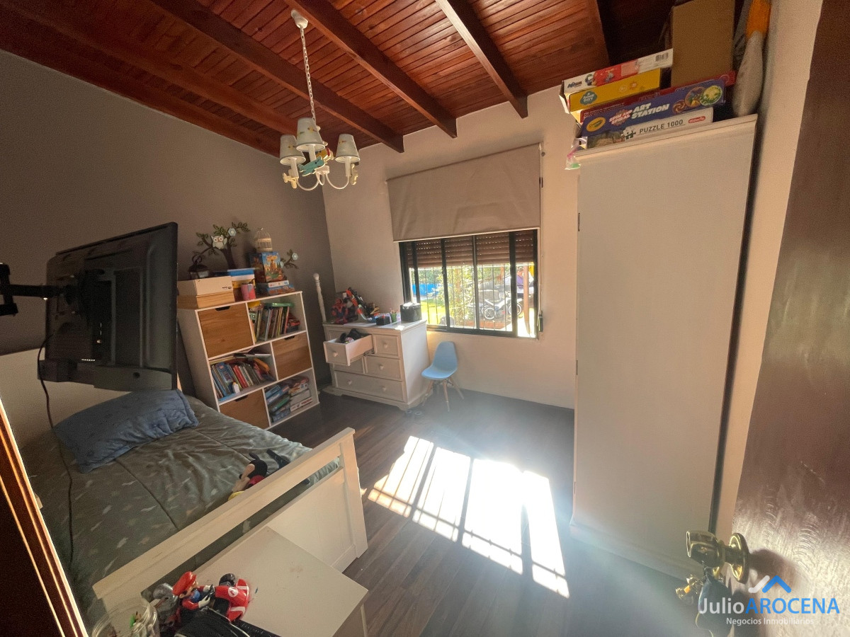 Casa ID.1097 -  Casa Principal con Estilo y Comodidad - U$D 193.000 