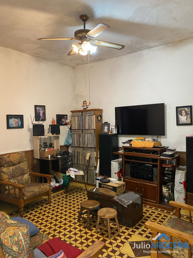 Casa ID.1218 - Casa En Venta, Calle Tacuarembó, Colonia Del Sacramento 