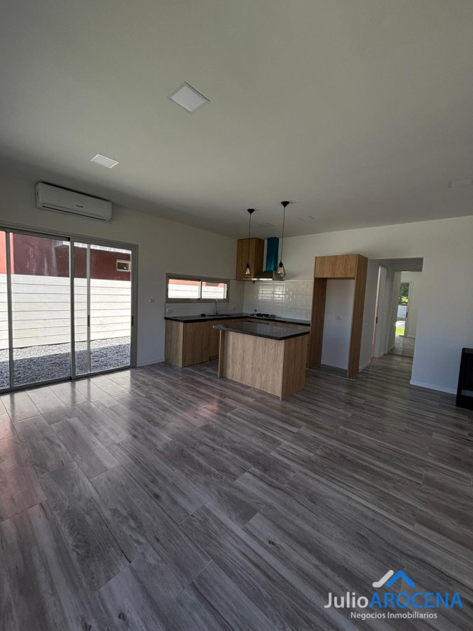 Casa ID.1318 - A ESTRENAR 2 DORMITORIOS 15-05