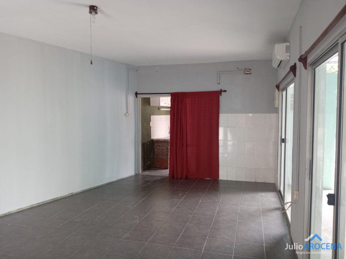 Casa ID.1375 - EXCELENTE UBICACION PARA ALQUILER Y NEGOCIO