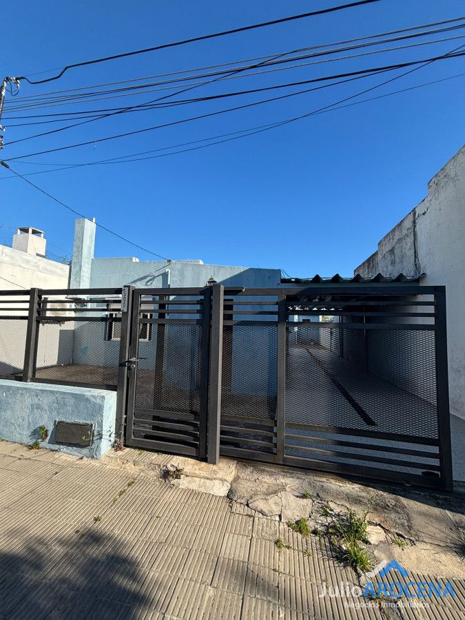 Casa ID.1323 - Hermosa Casa En Pueblo Nuevo 