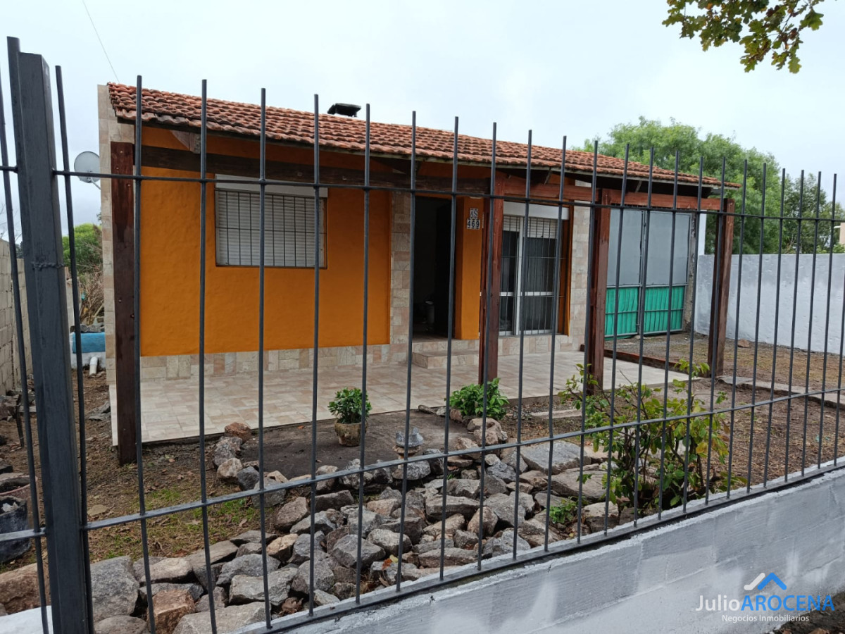 Casa ID.1432 - CASA DE 2 DORMITORIOS CON JARDÍN