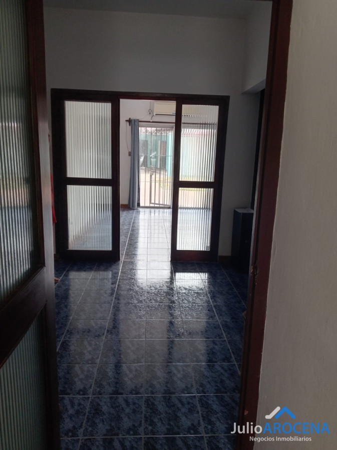 Casa ID.1375 - EXCELENTE UBICACION PARA ALQUILER Y NEGOCIO