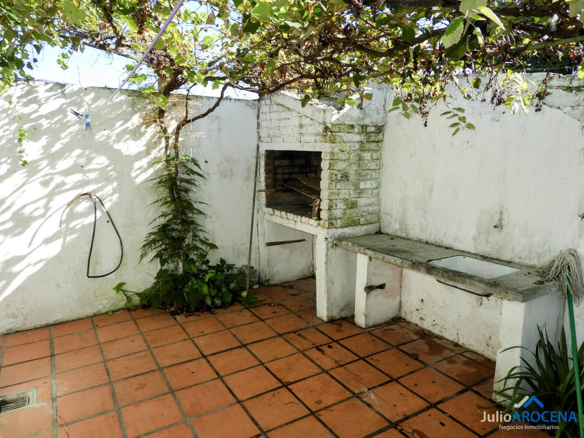 Casa ID.1240 - Casa en alquiler, 2 dormitorios Pueblo Nuevo Colonia del Sacramento