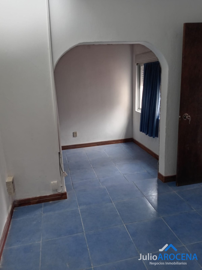 Casa ID.1375 - EXCELENTE UBICACION PARA ALQUILER Y NEGOCIO