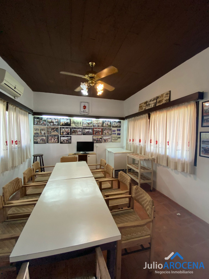 Casa ID.1234 - PROPIEDAD CON STUD VIVIENDAS Y CON LA MEJOR VISTA AL HIPODROMO 