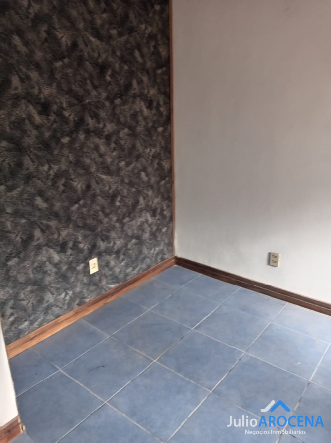 Casa ID.1375 - EXCELENTE UBICACION PARA ALQUILER Y NEGOCIO