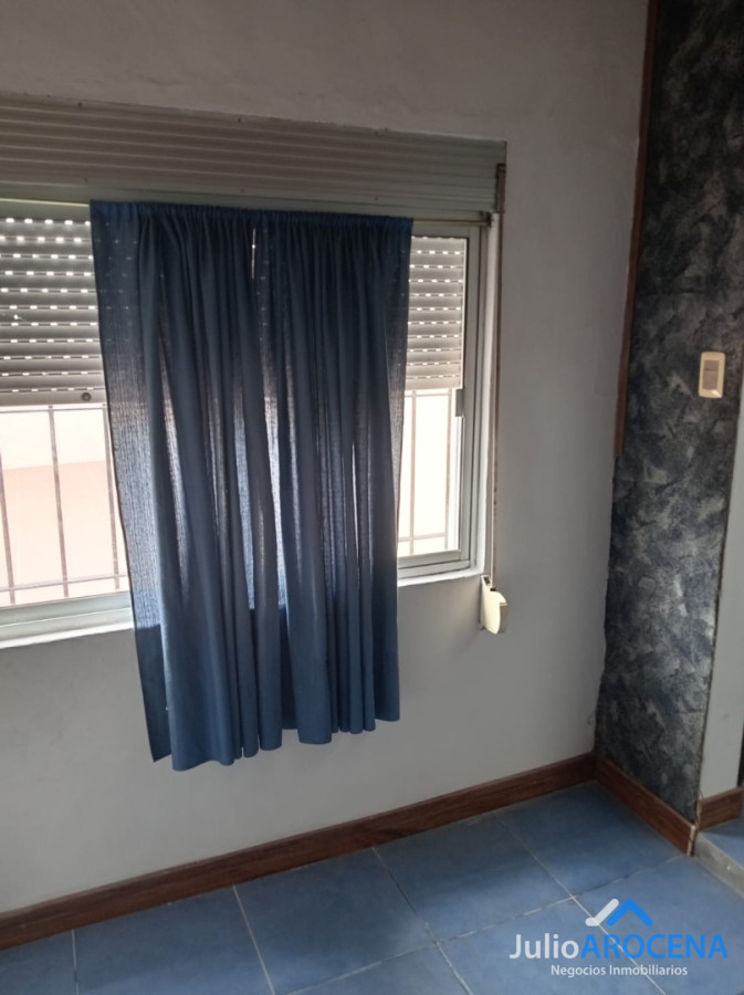 Casa ID.1375 - EXCELENTE UBICACION PARA ALQUILER Y NEGOCIO