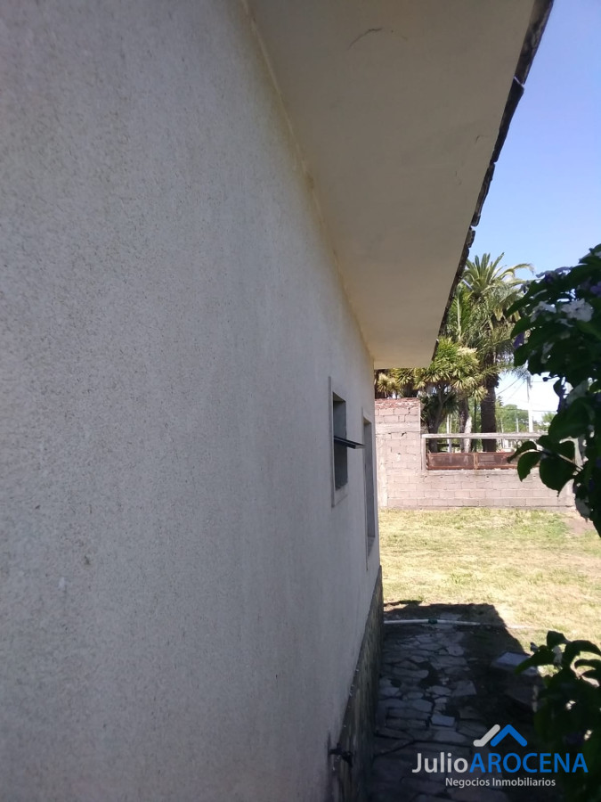 Casa ID.1041 -  Casa con Terreno en Barrio San Francisco, Las Piedras – Canelones, Uruguay 