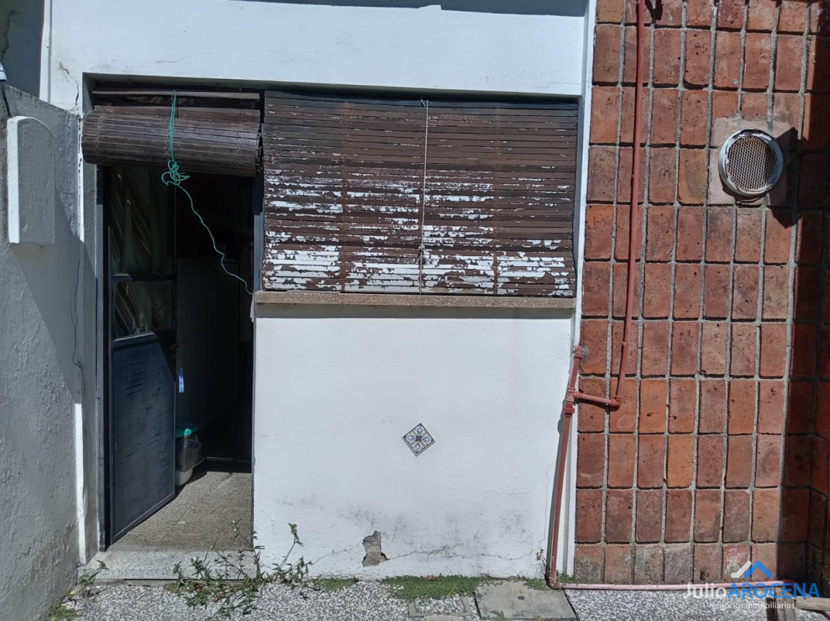 Casa ID.1386 - EXCELENTE UBICACION A 3 CUADRAS DE LA PLAYA 