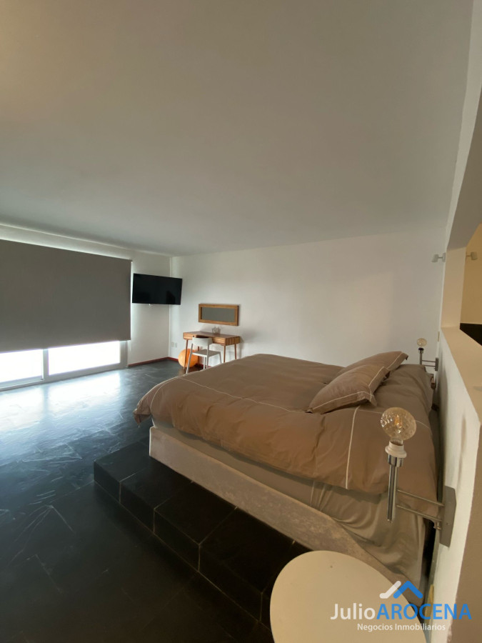 Casa ID.1237 - Moderna casa de 4 dormitorios con baños en suite, en barrio Privado