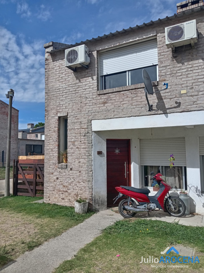 Casa ID.1397 - HERMOSA VIVIENDA EN LAS QUINTITAS -EL GENERAL - MUY BIEN UBICADA 