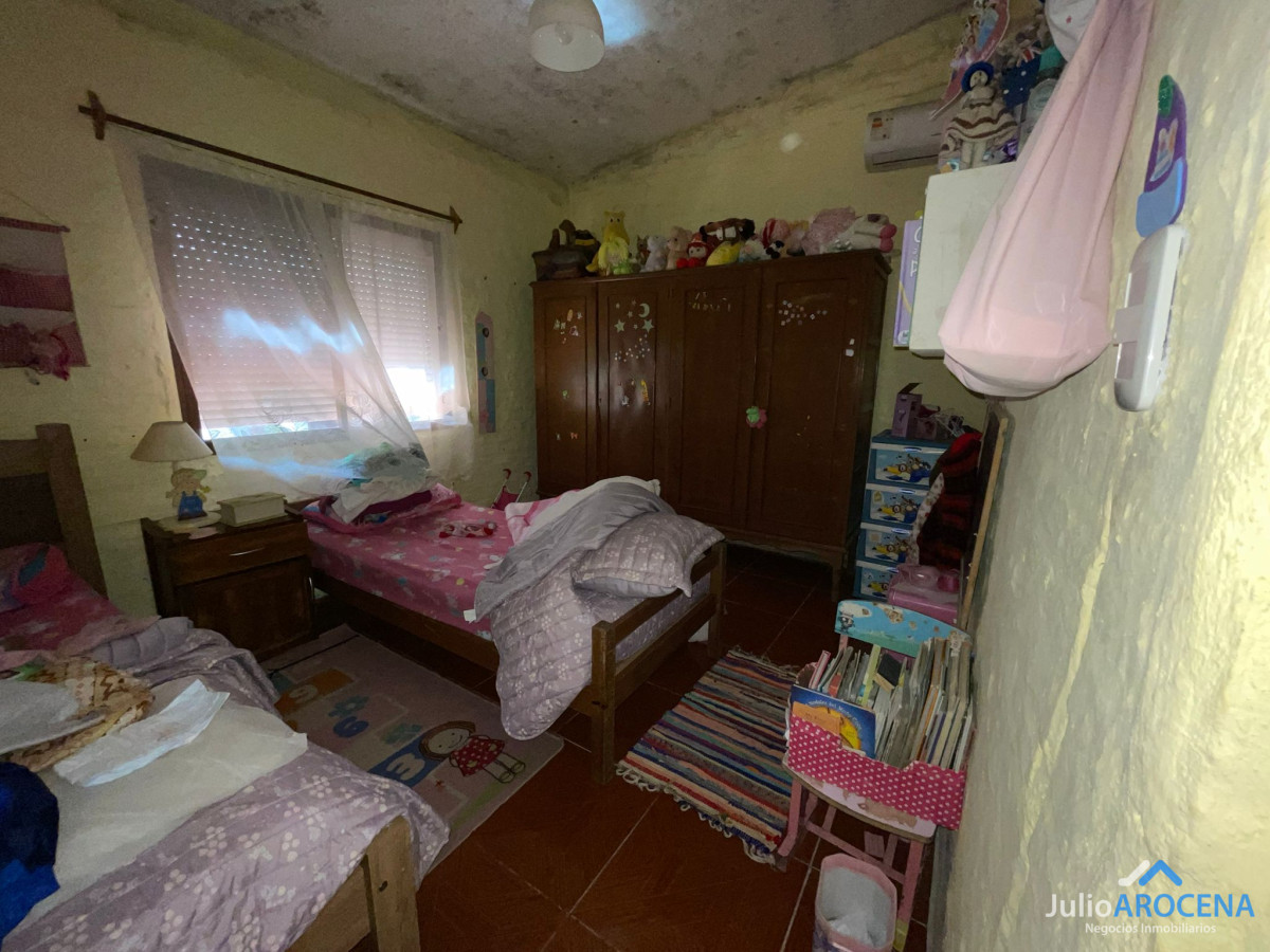 Casa ID.1088 - ¡CASA EN VENTA EN CALLE OSCAR CASERES!