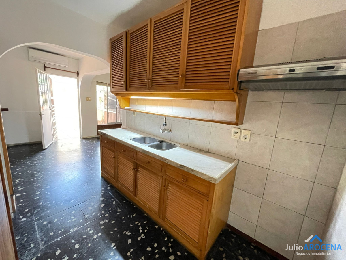 Casa ID.1102 -  ¡Hermosa Casa en Ave. Luis Alberto de Herrera! 