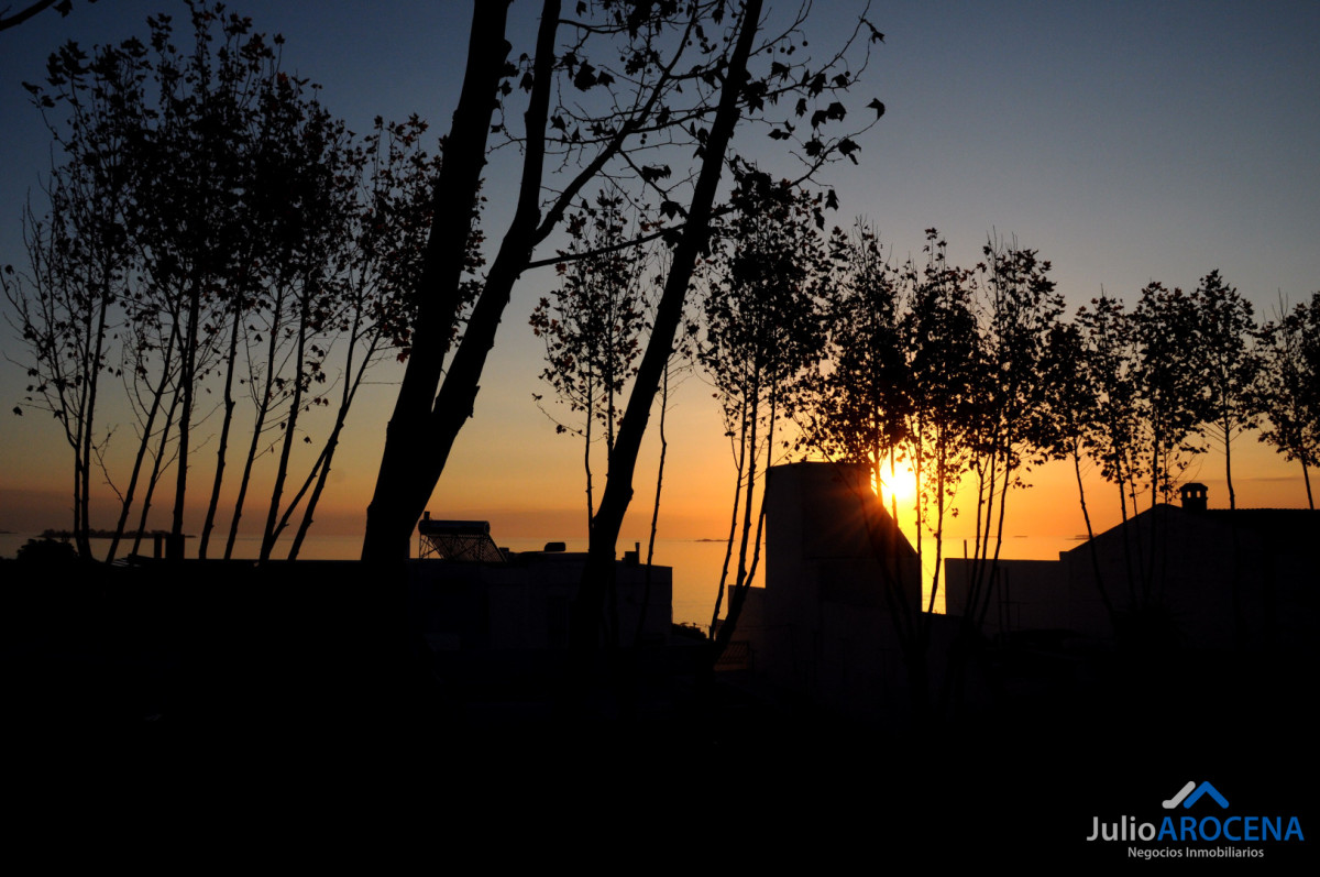 Casa ID.1355 - EXCELENTE OPORTUNIDAD DE INVERSION 