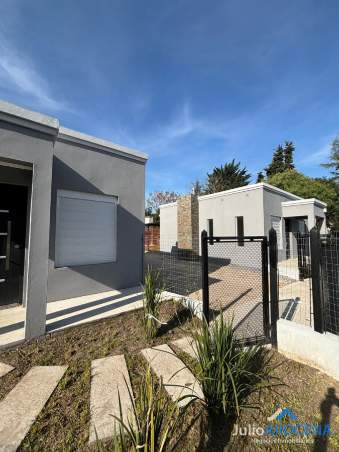 Casa ID.1374 - Hermoso complejo en el real de san carlos 