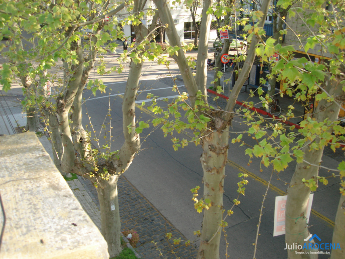 Casa ID.1355 - EXCELENTE OPORTUNIDAD DE INVERSION 