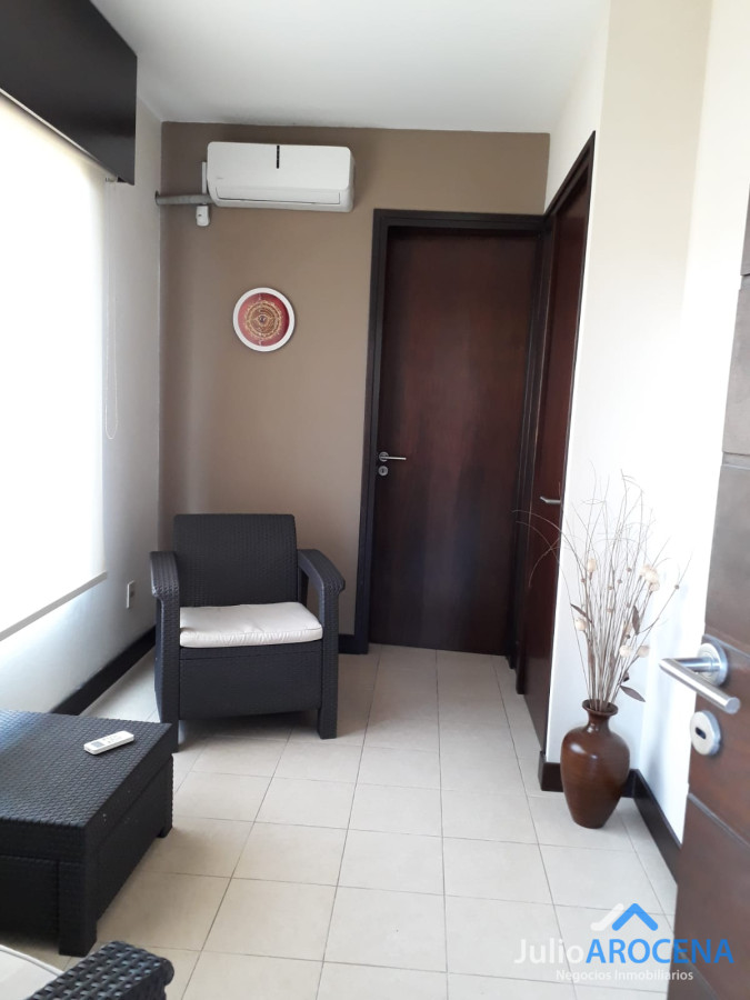 Casa ID.1061 - Impresionante Casa con Espacios Amplios y Acabados de Alta Calidad