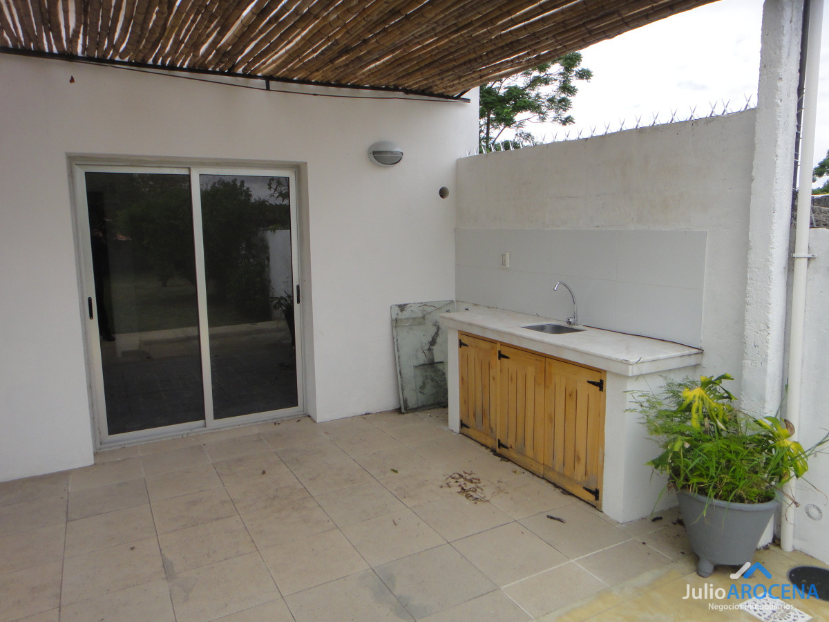 Casa ID.1228 - Hermosa casa en venta Barrio Cementerio Colonia del Sacramento