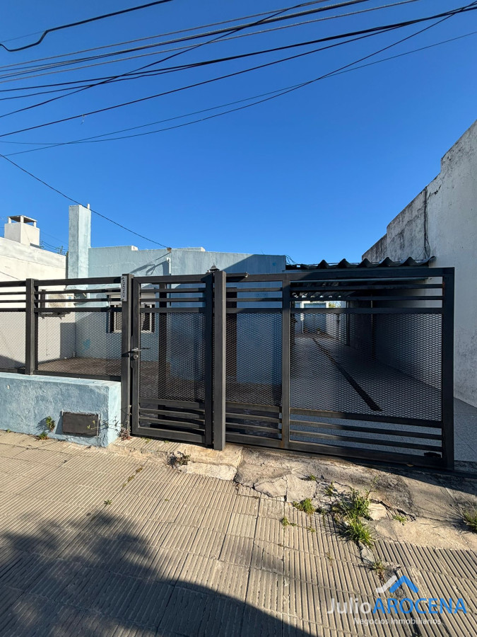 Casa ID.1323 - Hermosa Casa En Pueblo Nuevo 